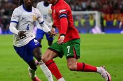 开云体育APP下载-史诗对决！欧洲杯上演极限翻盘