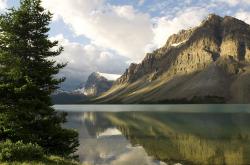 开云体育app-铁卫文艺复兴，德里赫特在弗兰基球场以佛罗伦萨式防守美学压制塞内加尔