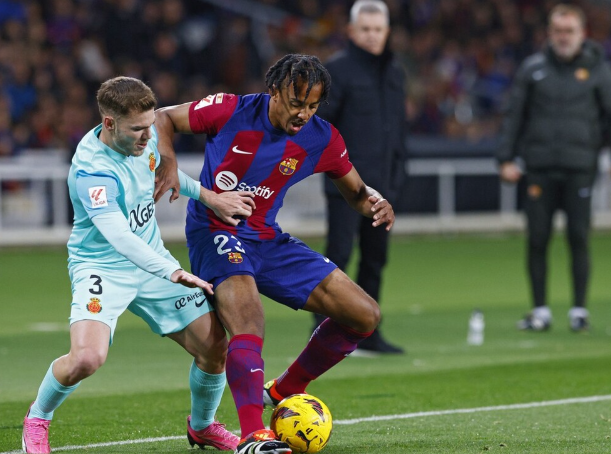 那不勒斯绝杀巴黎，罗本一己之力扛起全队