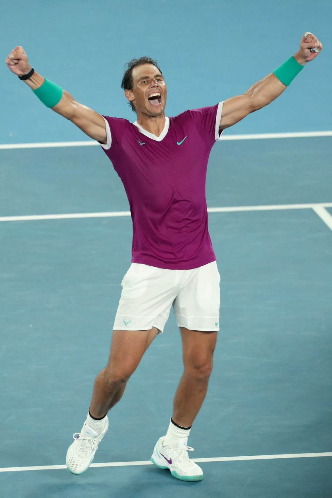 世界网球队险胜英国网球队，纳达尔送出助攻的简单介绍