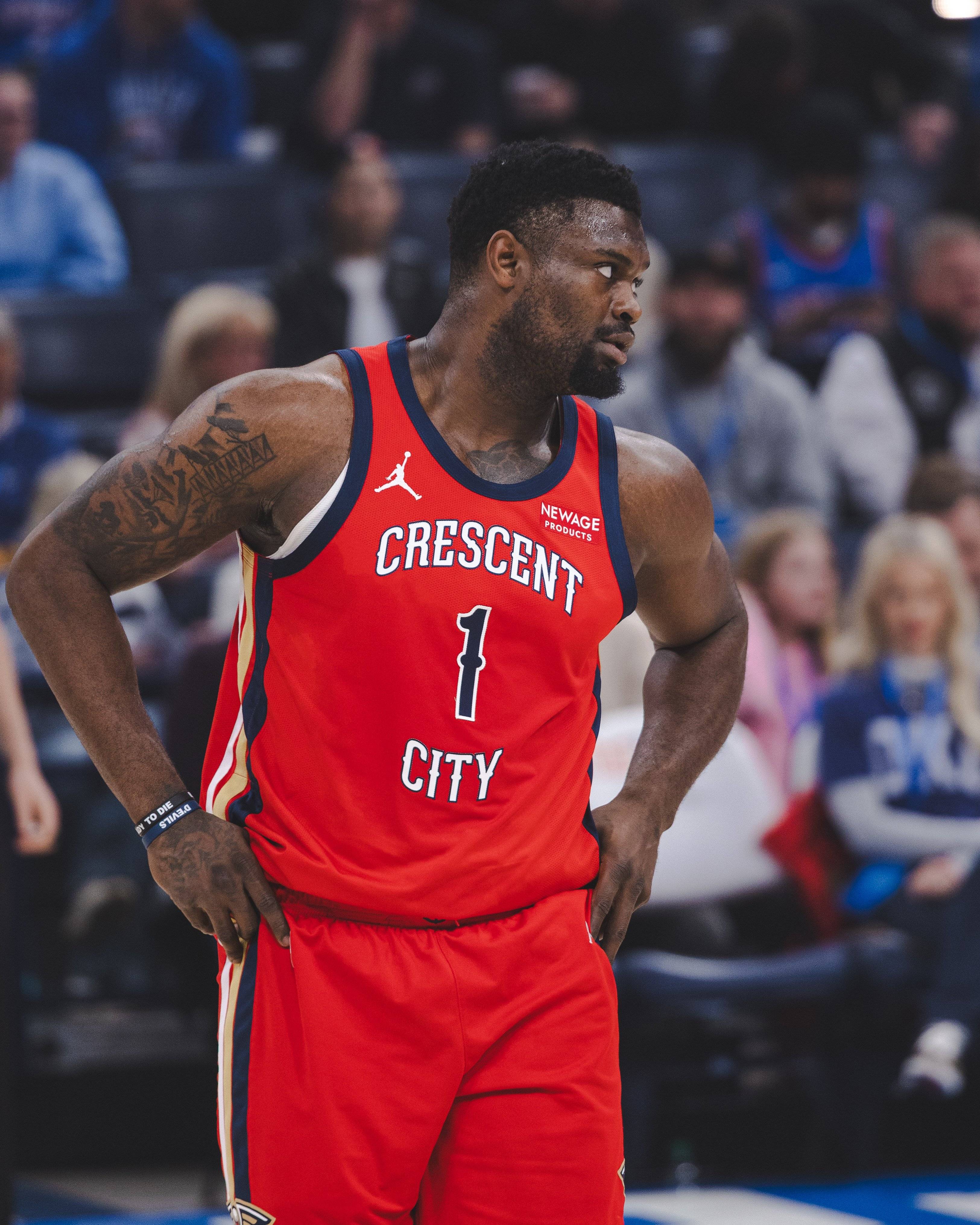 鹈鹕逆转76人，麦科勒姆关键制胜