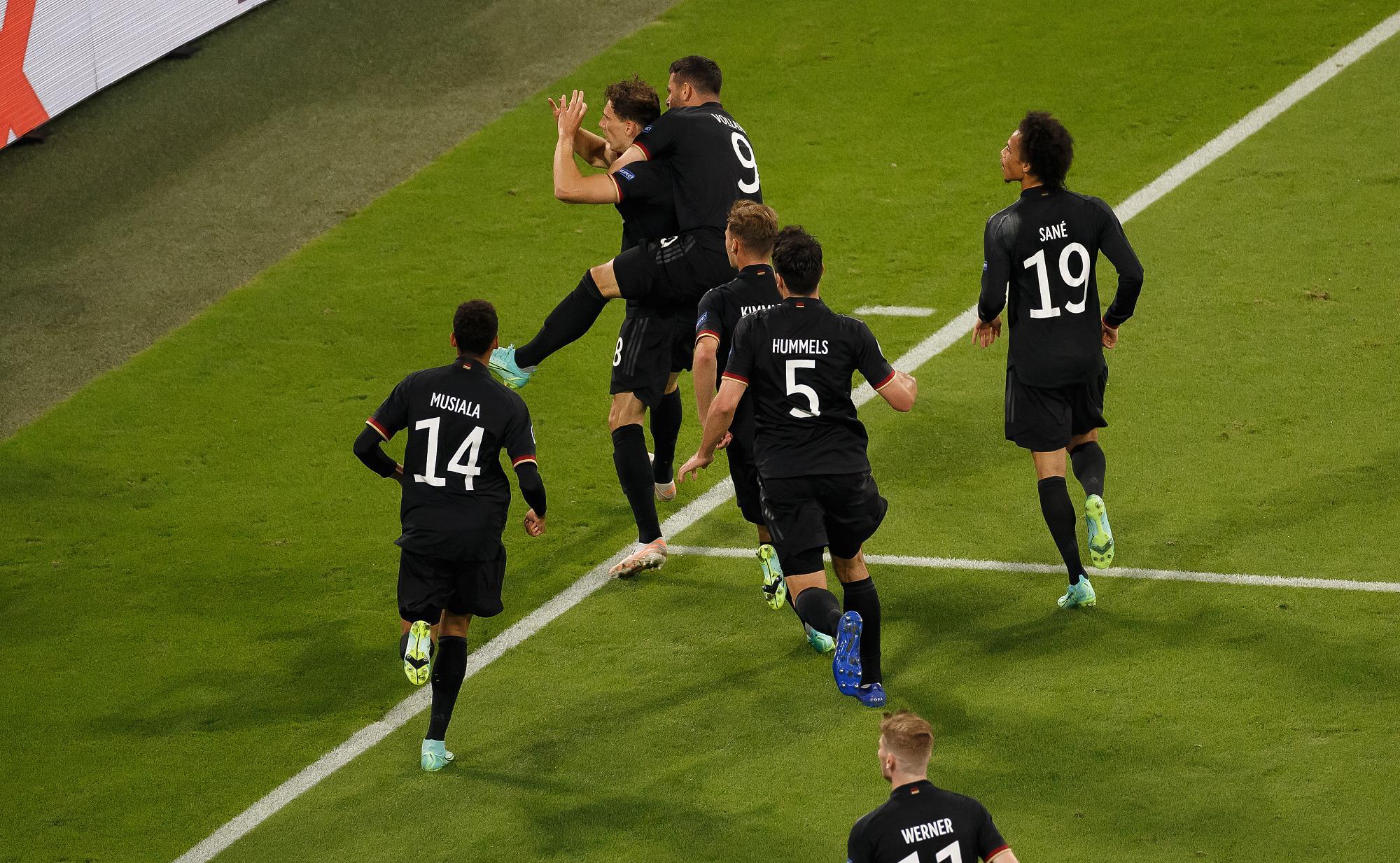 葡萄牙横扫马赛,阿尔巴爆发神勇 葡萄牙横扫马赛,阿尔巴爆发神勇