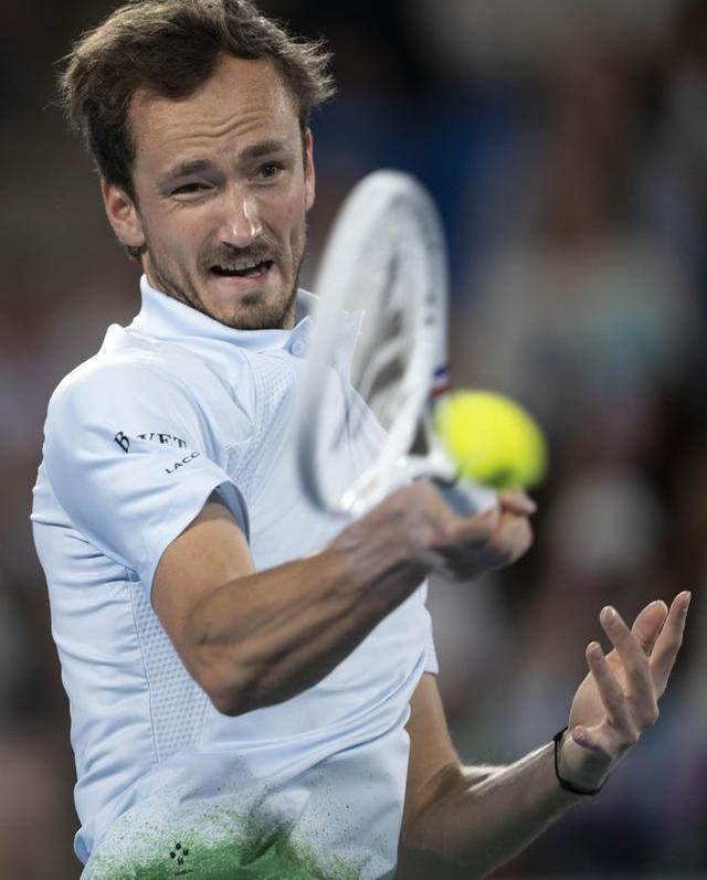 澳大利亚网球队碾压英国网球队，梅德韦杰夫制霸全场