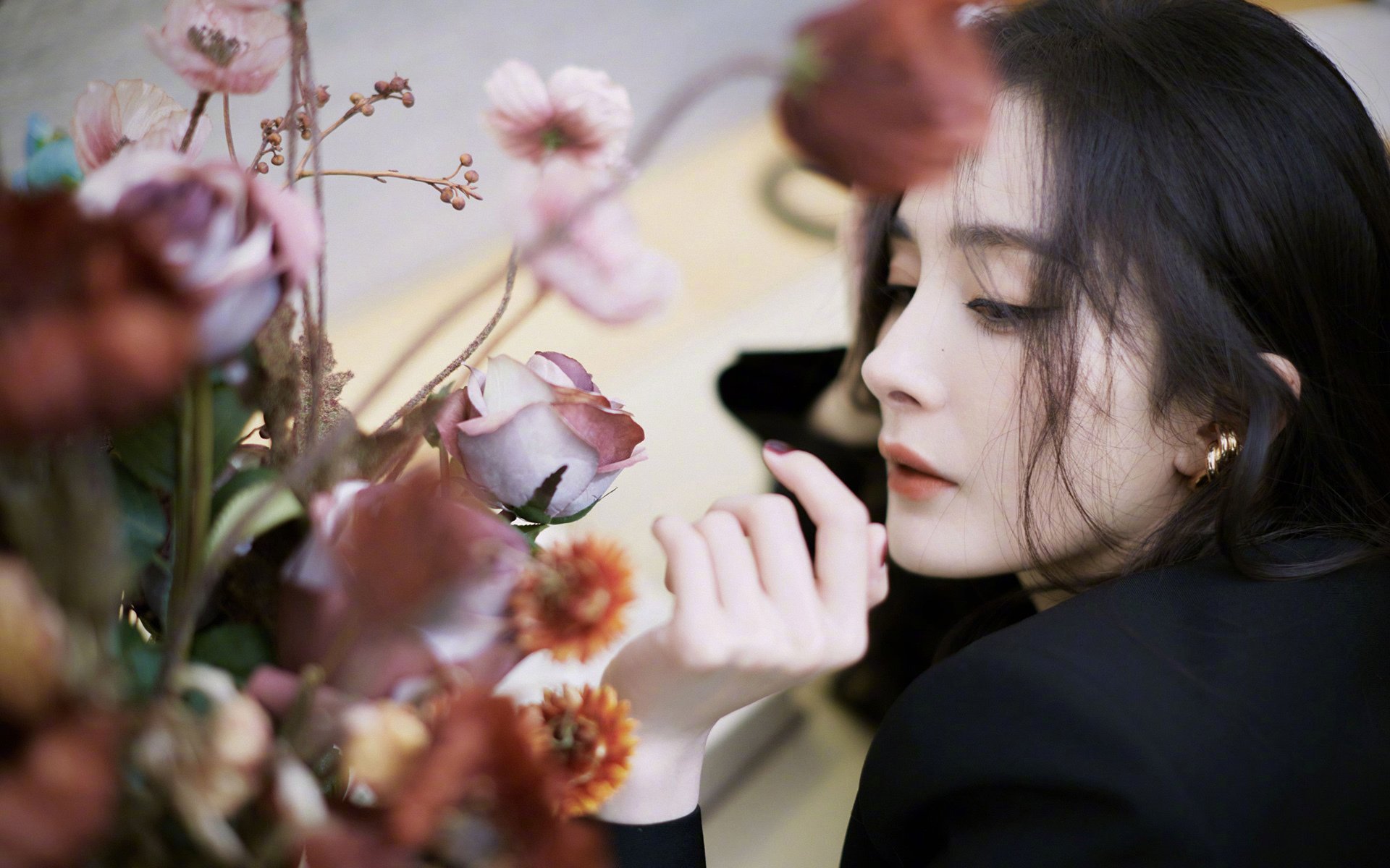 方向盘后，约基奇在球场街道赛完成接管