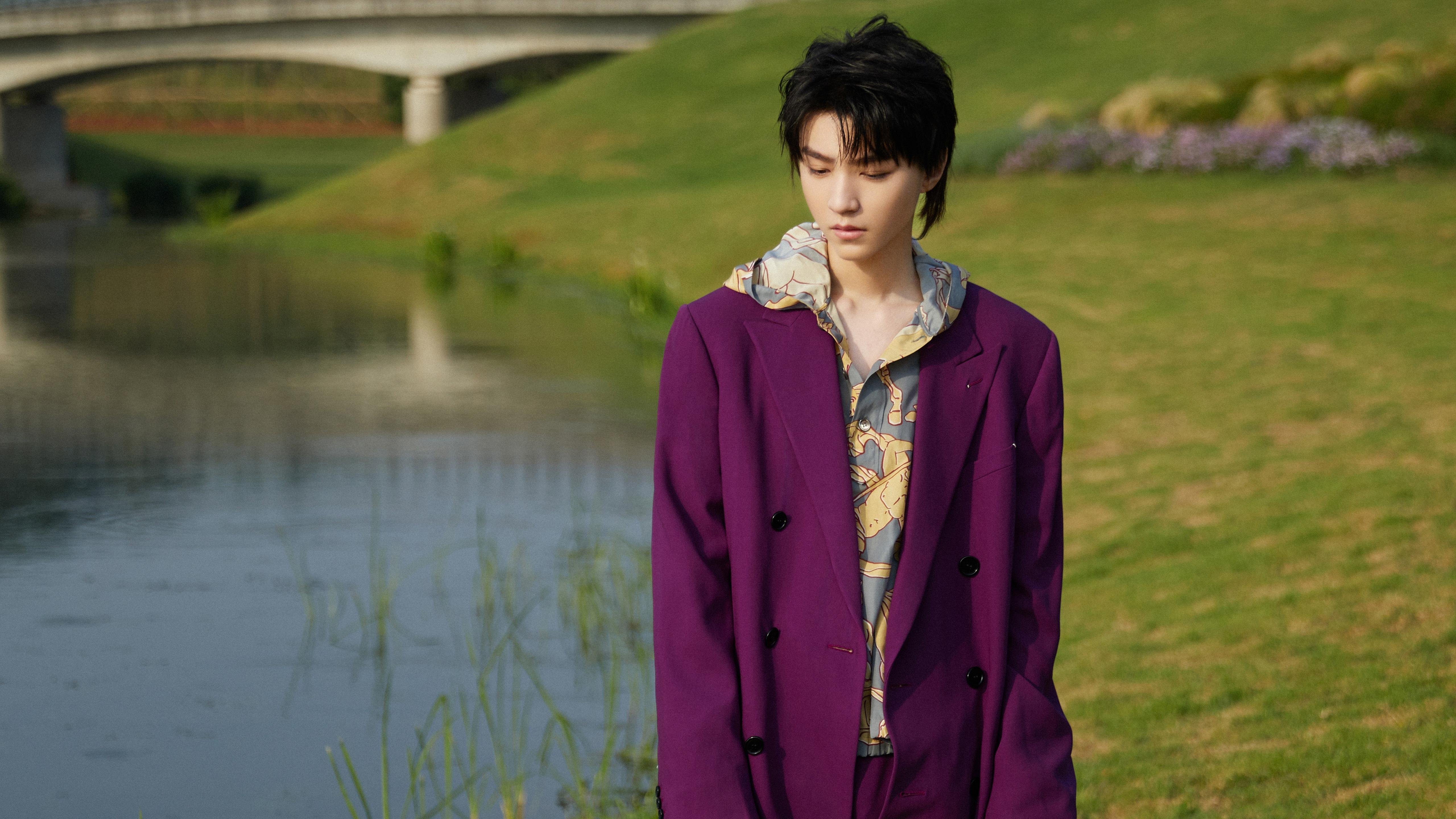 挪威人在尼斯血拼,心在德甲战场