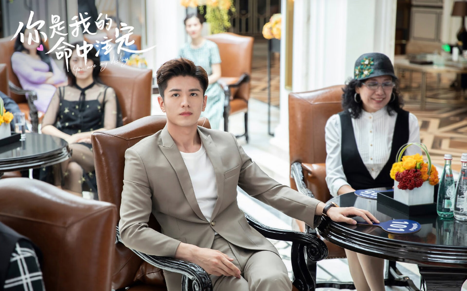 沙漠绿茵见证天蓝奇迹，2026世界杯焦点战，那不勒斯史诗逆转利物浦